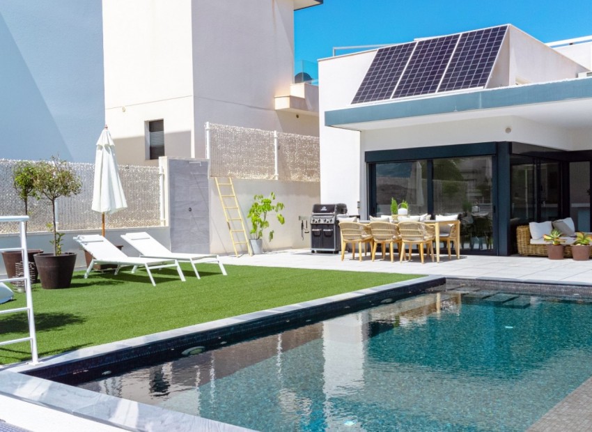 Venta - Villa -
San Miguel de Salinas