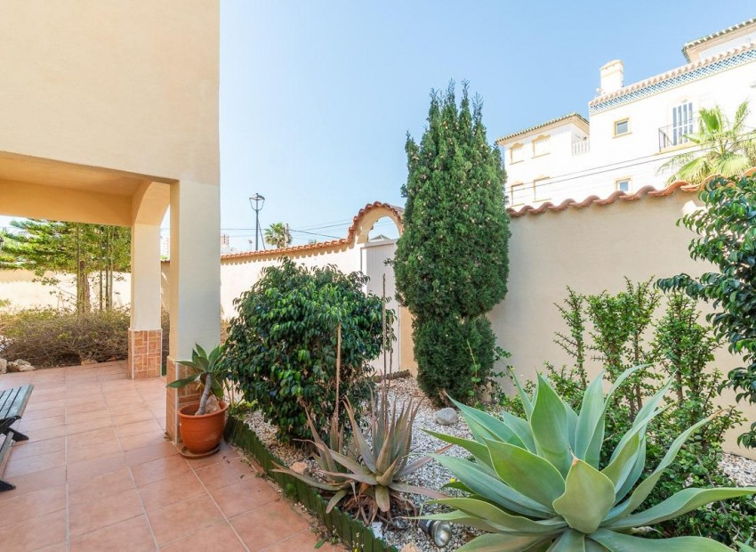 Venta - Villa -
Torrevieja - La Mata