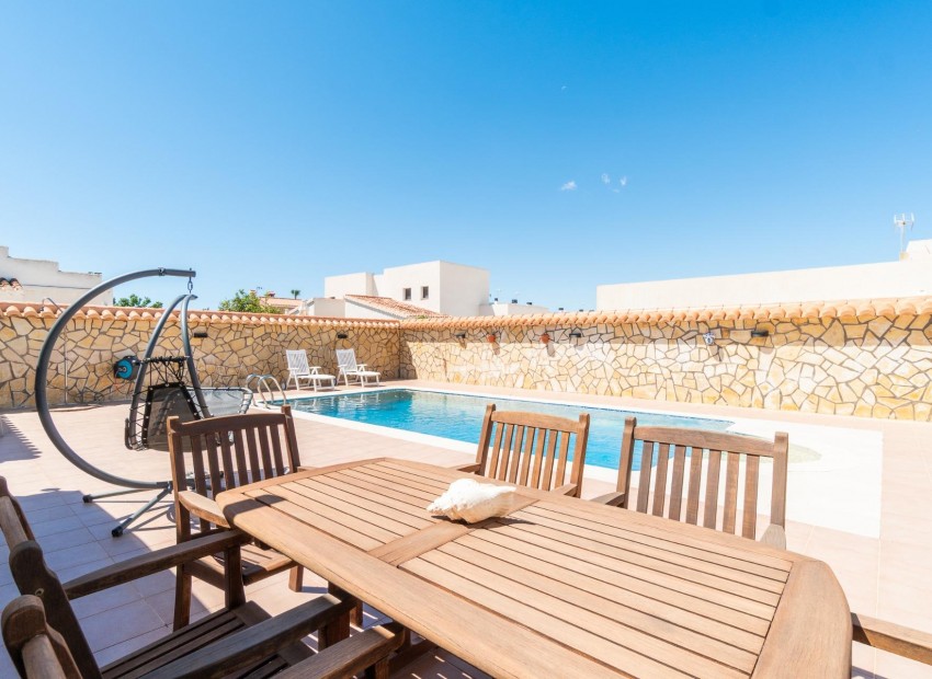 Venta - Villa -
Torrevieja - Torreta florida