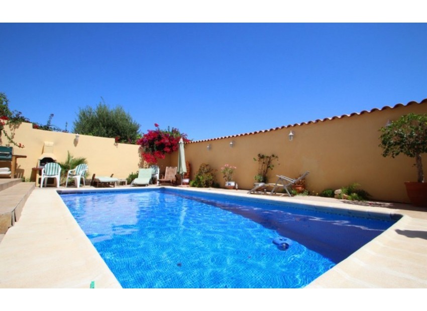 Venta - Villa -
Villamartin - Costa Blanca