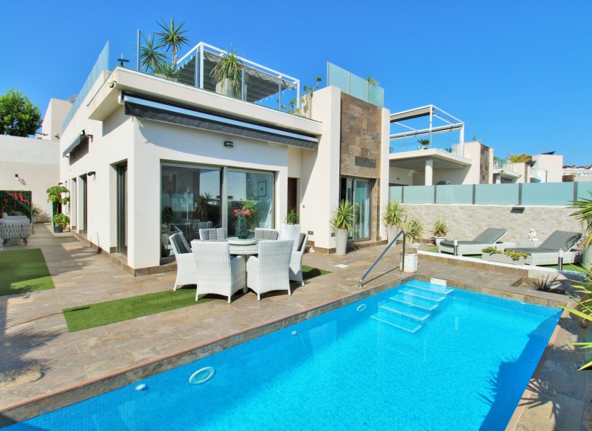 Venta - Villa -
Villamartin
