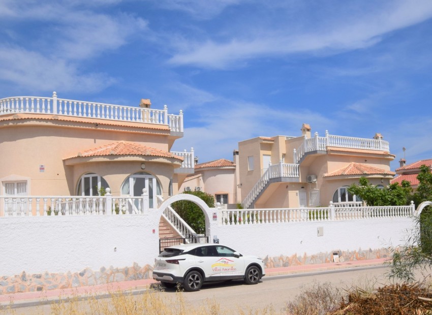 Venta - Villa -
