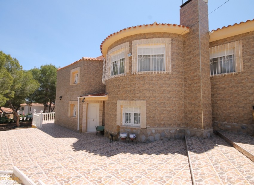 Venta - Villa -
