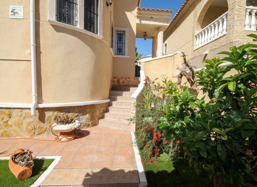 Venta - Villa -
