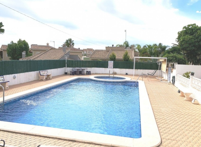 Venta - Villa -
