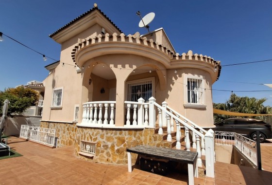 Villa Detached - Herverkoop - Cuidad Quesada* - Doña pepa