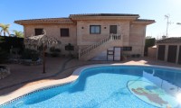 Villa - Herverkoop -
            Alicante* - VR-39952