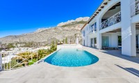 Villa - Herverkoop -
            Altea* - CB-58088