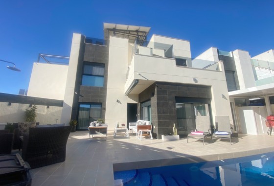 Villa - Herverkoop - Cuidad Quesada* - Pueblo Bravo