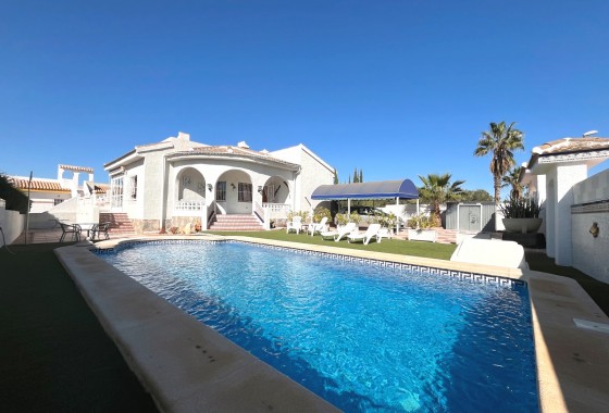 Villa - Herverkoop - Cuidad Quesada* - Pueblo Bravo