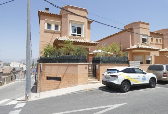 Villa - Herverkoop - Orihuela* - Bigastro*