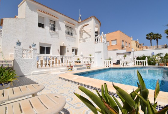 Villa - Herverkoop - Orihuela Costa* - Blue Lagoon*