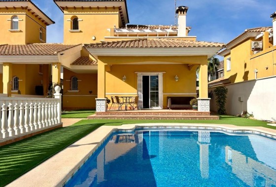 Villa - Herverkoop - Orihuela Costa - Cabo Roig