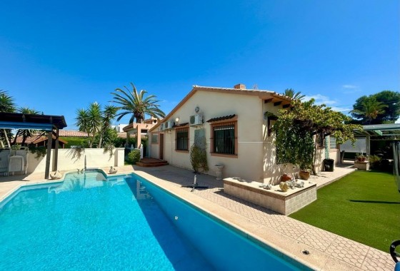 Villa - Herverkoop - Orihuela Costa* - Cabo Roig