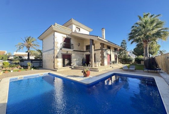 Villa - Herverkoop - Orihuela Costa* - Cabo Roig