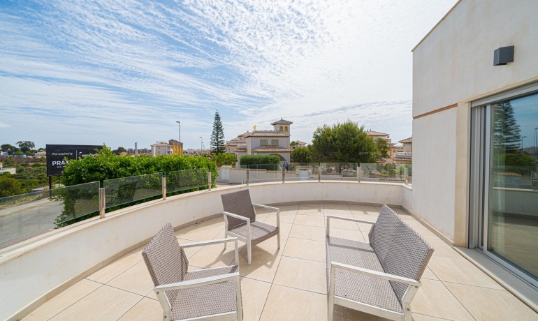 Villa - Herverkoop - Orihuela Costa* -
                Lomas de Cabo Roig*