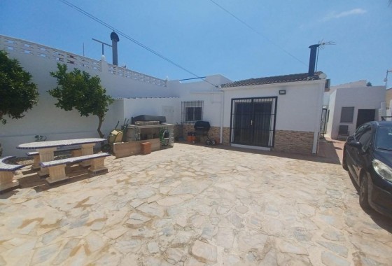 Villa - Herverkoop - Orihuela Costa* - Montezenia*