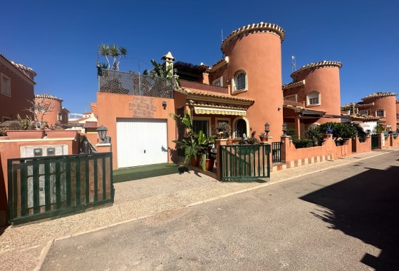 Villa - Herverkoop - Orihuela Costa* - Playa Flamenca*