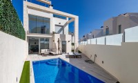 Villa - Herverkoop -
            Orihuela Costa* - SE-15674