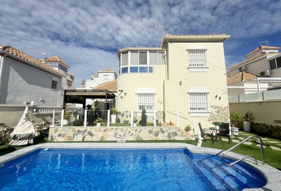 Villa - Herverkoop - Orihuela Costa* - Villamartin*