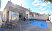 Villa - Herverkoop -
            Orihuela Costa* - VR-35924