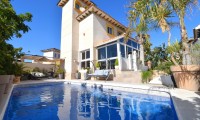 Villa - Herverkoop -
            Orihuela Costa* - VR-65298