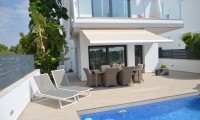 Villa - Herverkoop -
            Pilar de la Horadada* - AI-67515