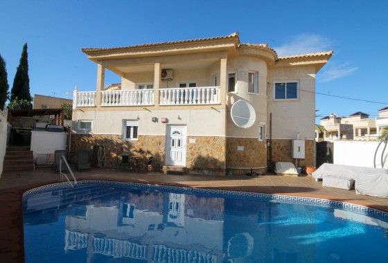 Villa - Herverkoop - San Miguel de Salinas* - San Miguel de Salinas Alicante