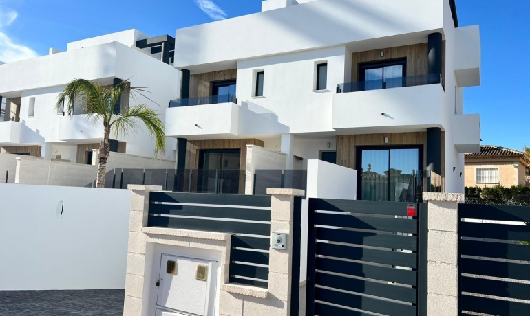 Villa - New Build - Benferri -
                Benfis Park