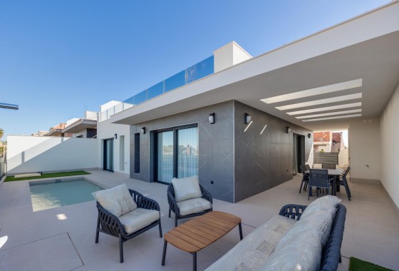 Villa - Nouvelle construction - Torrevieja* - Parque Acuático - Sector 25