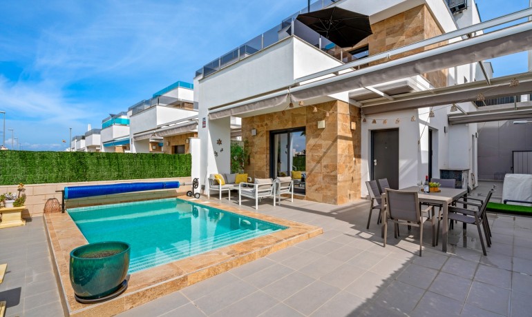 Villa - Revente - Benijofar* -
                Benijófar