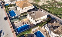 Villa - Revente -
            Benimar - VR-25546