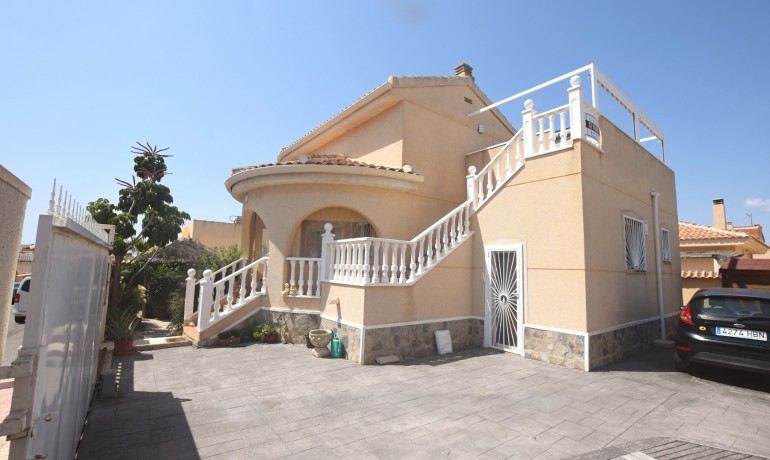 Villa - Revente - Cuidad Quesada* -
                Rojales Hills