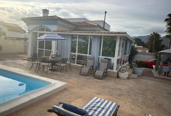 Villa - Revente - Hondón de las Nieves - Urbaniz La Montañosa