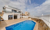Villa - Revente -
            La Mata - VR-74684