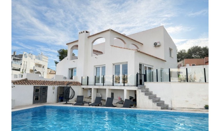 Villa - Revente - Orihuela Costa -
                Villamartin