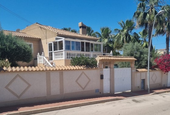 Villa - Revente - Torrevieja* - Los Balcones*