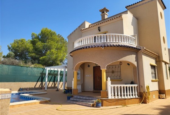 Villa - Revente - Villamartin - Villamartin