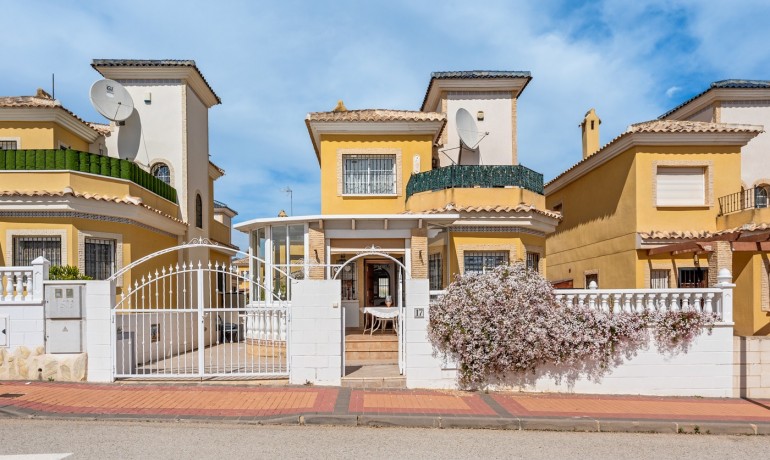 Villa - Sale - Algorfa* -
                Lo Crispin