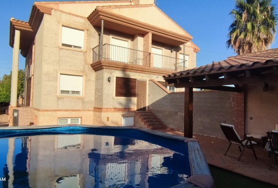 Villa - Sale - Alicante* - Caudete*