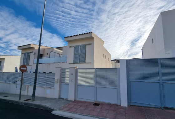 Villa - Sale - Alicante* - Cox*