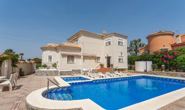Villa - Sale - Ciudad Quesada -
                Campo De Golf La Marquesa