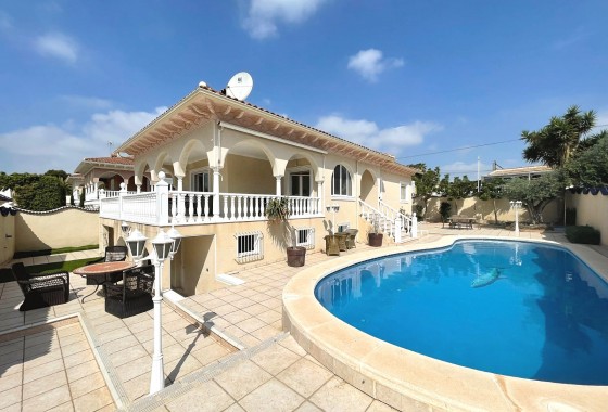 Villa - Sale - Cuidad Quesada* - Central Quesada