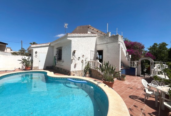 Villa - Sale - Cuidad Quesada* - Central Quesada