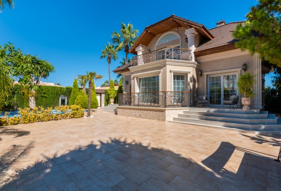 Villa - Sale - Cuidad Quesada* - Doña pepa