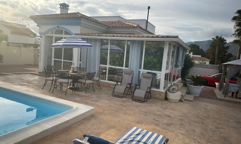 Villa - Sale - Hondón de las Nieves -
                Urbaniz La Montañosa