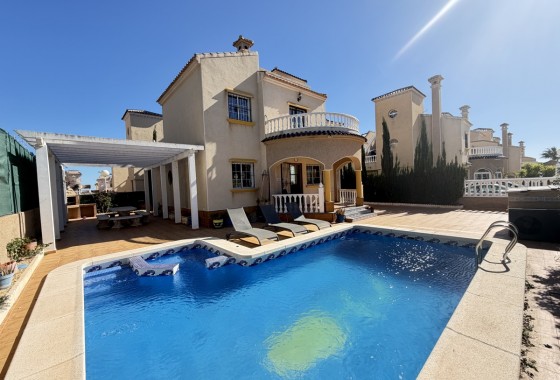Villa - Sale - Orihuela Costa - Villamartin