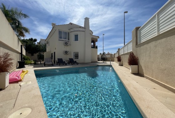 Villa - Sale - Orihuela Costa* - Villamartin*