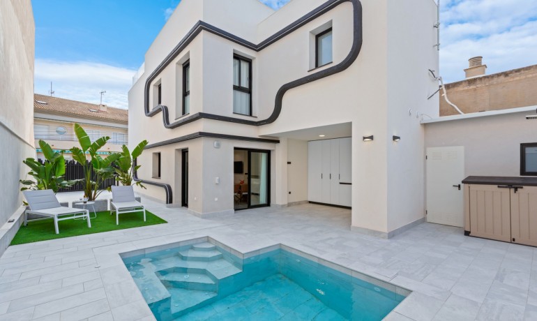 Villa - Sale - Torre de La Horadada -
                Torre de La Horadada - Town