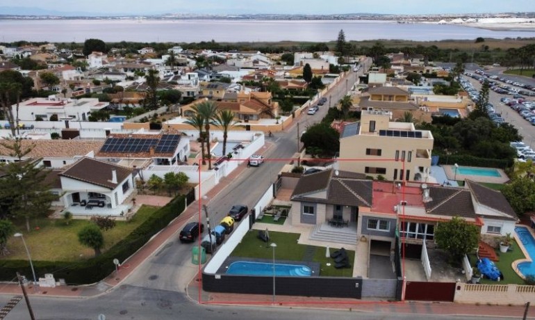 Villa - Sale - Torrevieja* -
                Costa Blanca